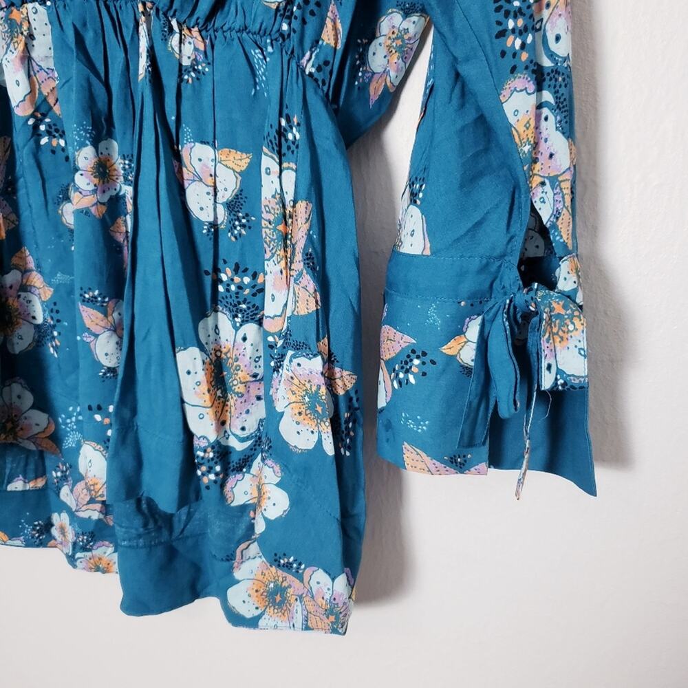 Free People Tuscan Dreams Blue Floral Tunic Mini Dress Small Bell Sleeve V-Neck - Picture 9 of 12